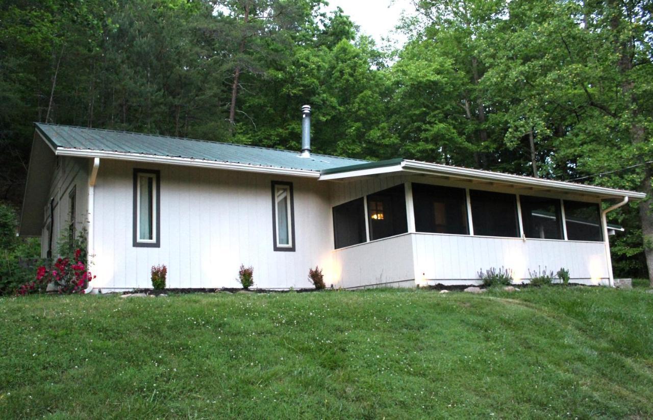 Stay At The Retreat! Gatlinburg-Dollywood Sevierville Eksteriør billede